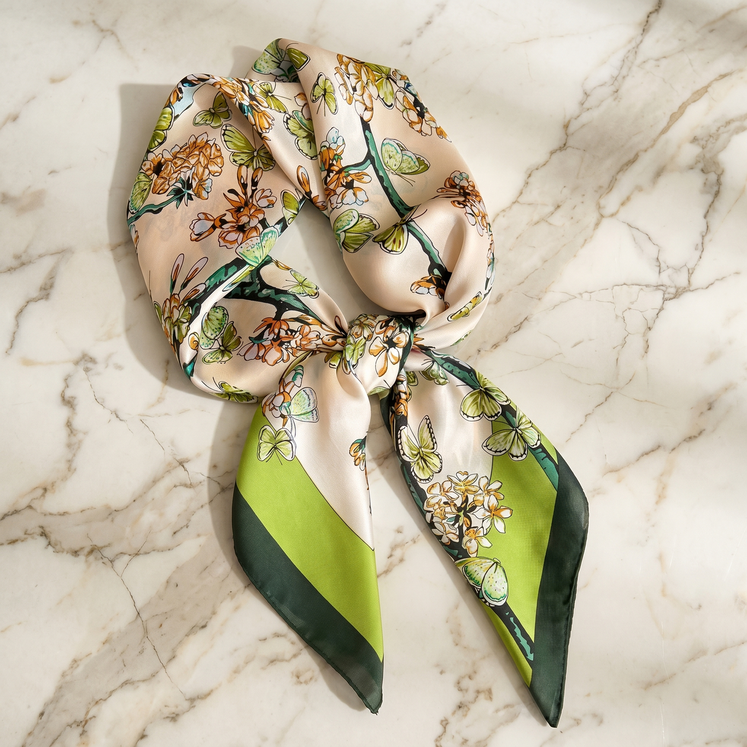 Roselys Paris foulard femme crème vert fleuri carré satiné 70x70 cm