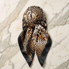 Roselys Paris foulard femme beige marron animalier carré satiné 70x70 cm
