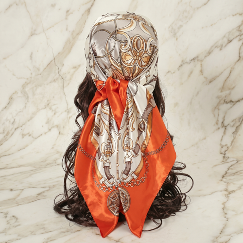 Foulard femme 70×70 cm Baroque blanc doré – Roselys Paris
