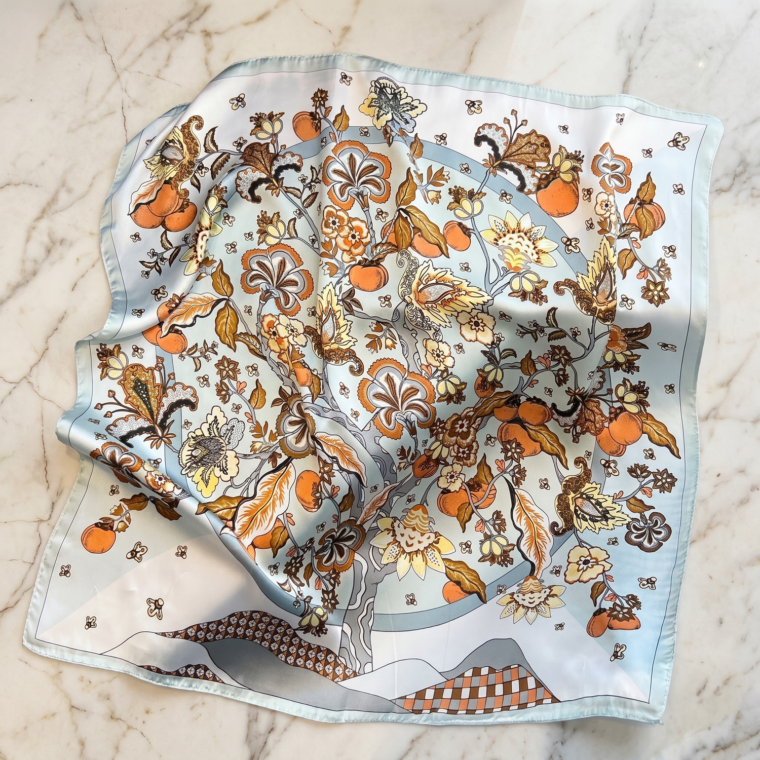 Roselys Paris foulard femme blanc orange paisley carré satiné 70x70 cm