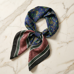 Roselys Paris foulard femme marine rouge paisley carré satiné 70x70 cm