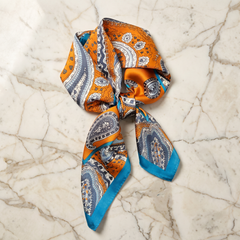 Foulard femme 70×70 cm Baroque orange bleu – Roselys Paris