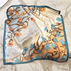 Roselys Paris foulard femme crème orange fleuri carré satiné 70x70 cm