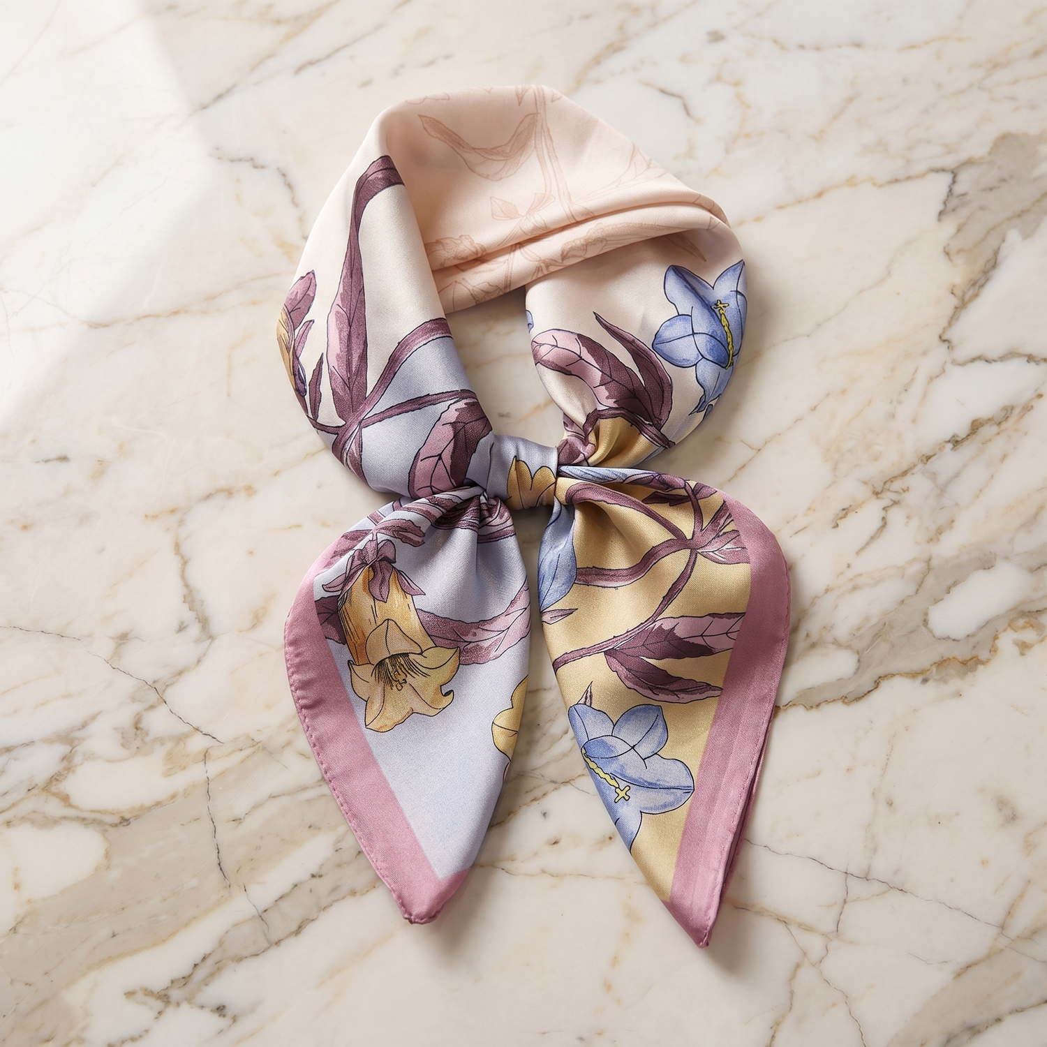 Roselys Paris foulard femme rose bleu ciel fleuri carré satiné 70x70 cm