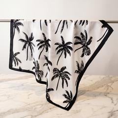 Roselys Paris foulard femme blanc noir fleuri carré satiné 70x70 cm
