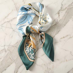 Roselys Paris foulard femme blanc vert fleuri carré satiné 70x70 cm