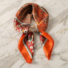 Roselys Paris foulard femme crème orange paisley carré satiné 70x70 cm