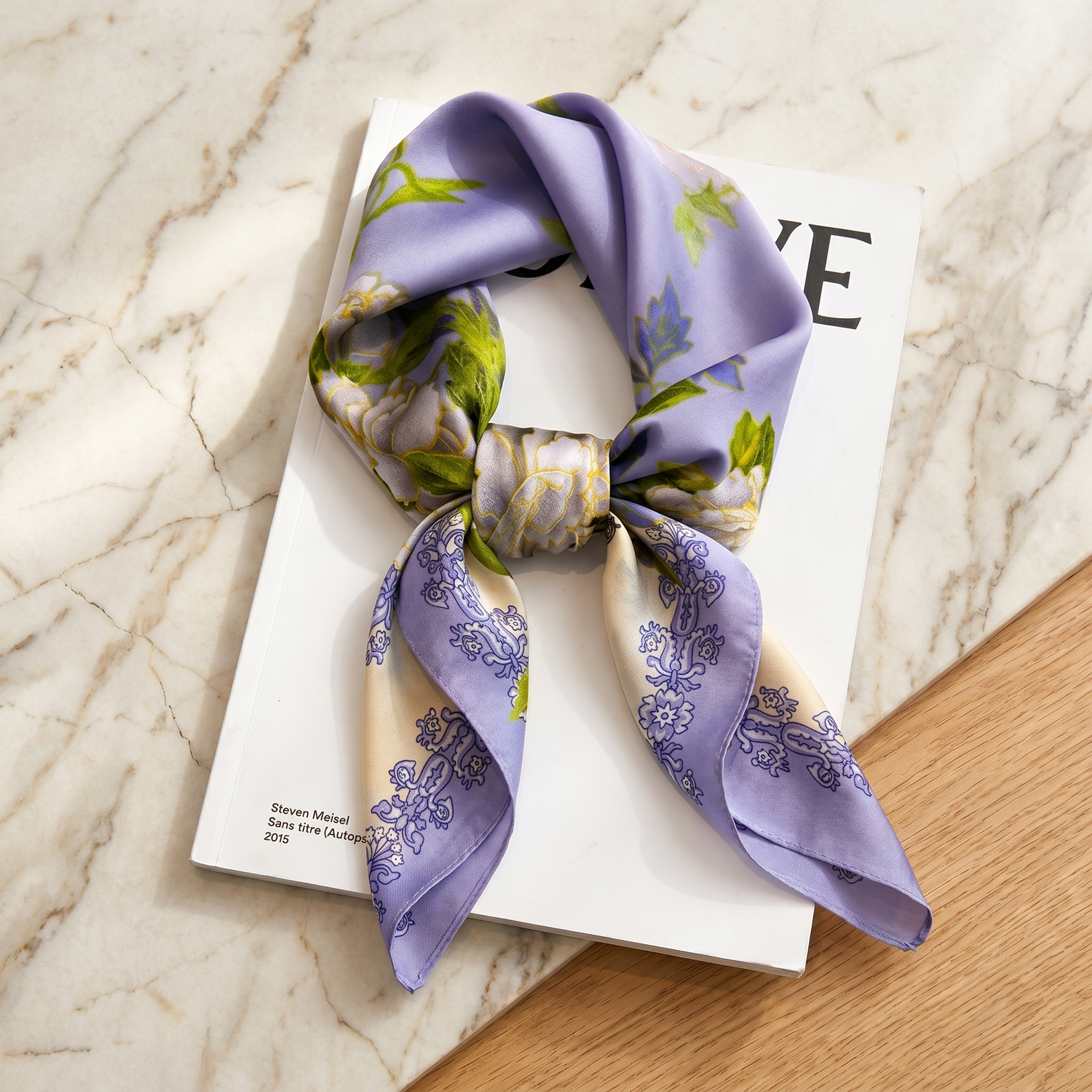 Roselys Paris foulard femme violet vert fleuri carré satiné 70x70 cm