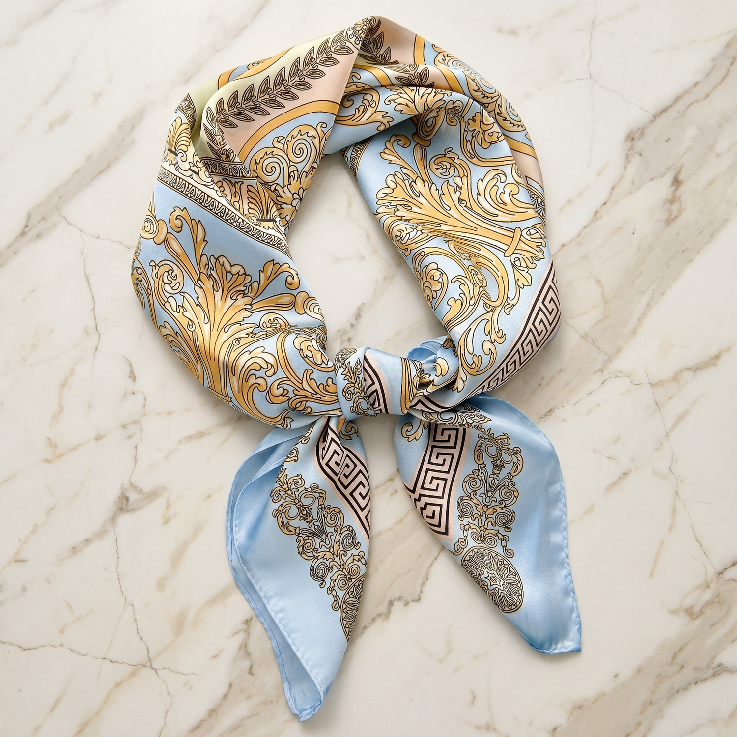 Roselys Paris foulard femme crème bleu ciel paisley carré satiné 70x70 cm