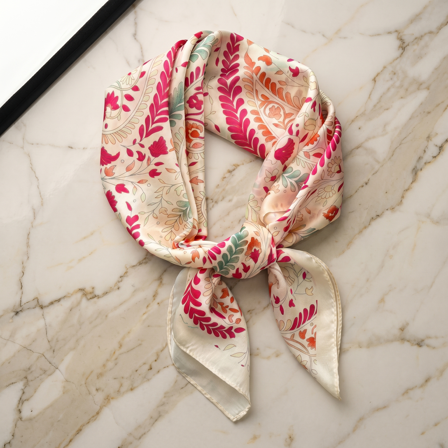 Roselys Paris foulard femme crème rose paisley carré satiné 70x70 cm