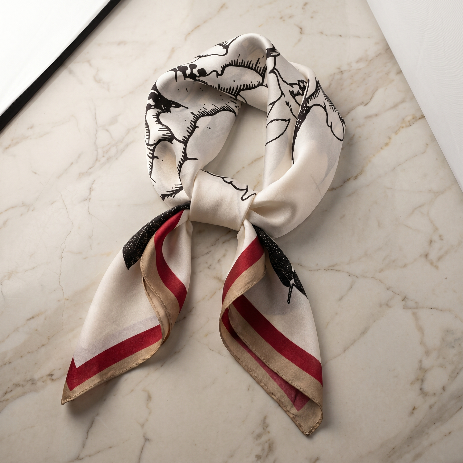 Roselys Paris foulard femme crème bordeaux baroque carré satiné 70x70 cm