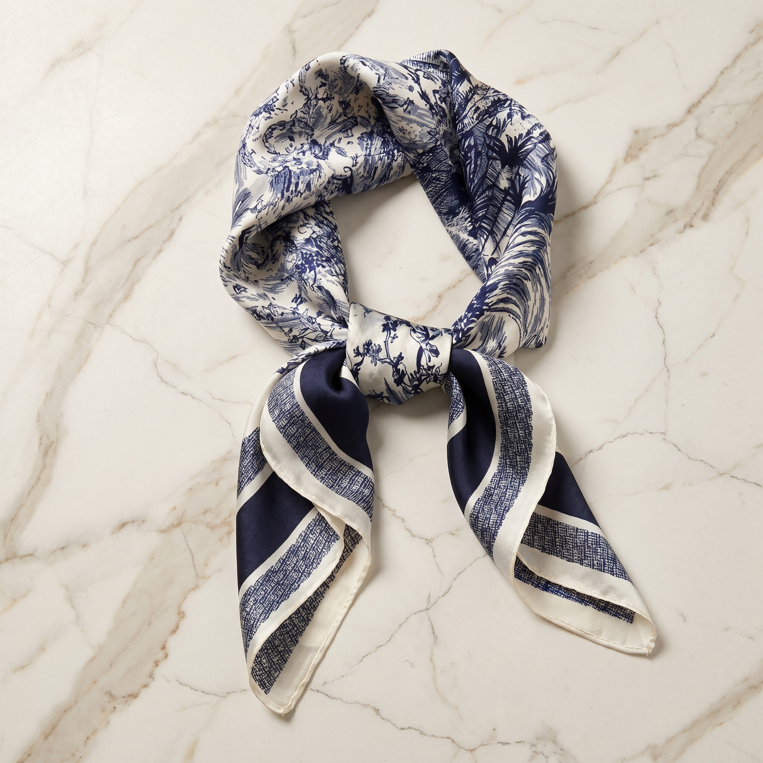 Roselys Paris foulard femme blanc marine paisley carré satiné 70x70 cm