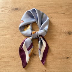Roselys Paris foulard femme bleu ciel bordeaux fleuri carré satiné 70x70 cm